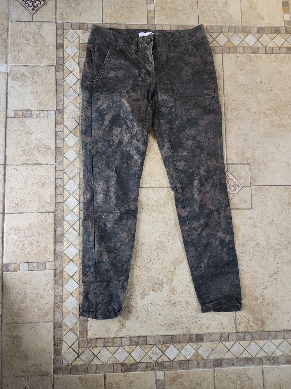 LOFT Olive Green Camo Pants